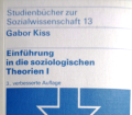 Einführung in die soziologischen Theorien I. Von Gabor Kiss (1977).
